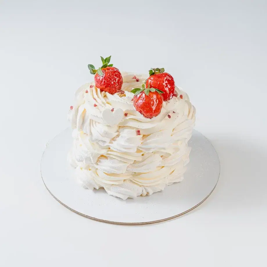 Торт Клубничное облако