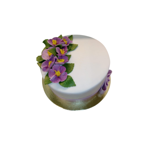 Торт заказной с фиалками
